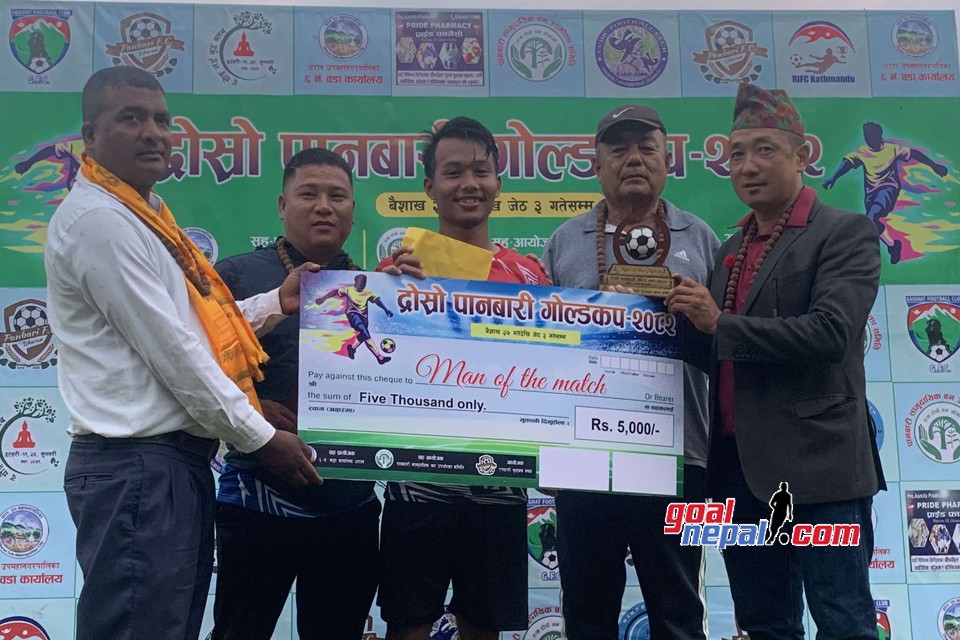 योङ लर्ड बुद्ध सेमिफाइनलमा
